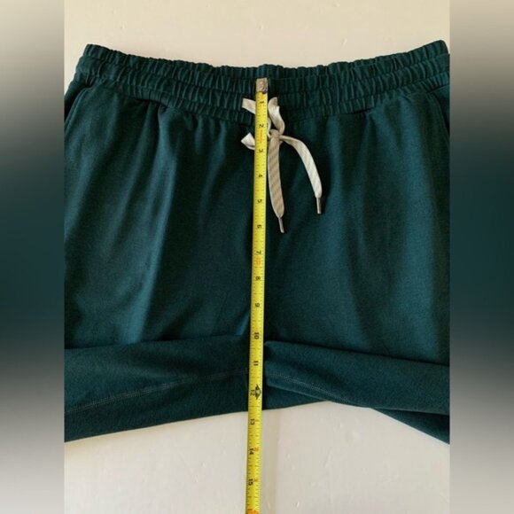 Vuori Women’s Size M Performance Jogger Pants Green Heather Athleisure Sports - Picture 11 of 12